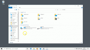 Windows10のエクスプローラーの上部のメニューからエクスプローラーのオプションを開く一連の流れ